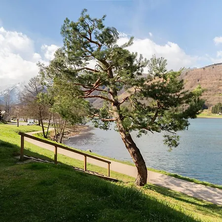 5 Personnes Avec Wifi, Parking, Proche Du A - Fr-1-695-78 Génos