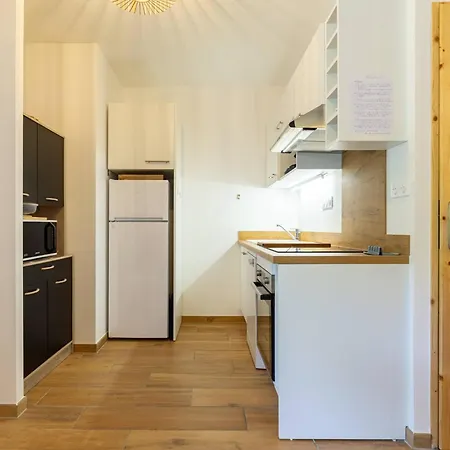 5 Personnes Avec Wifi, Parking, Proche Du A - Fr-1-695-78 *