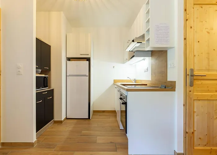 5 Personnes Avec Wifi, Parking, Proche Du A - Fr-1-695-78 *